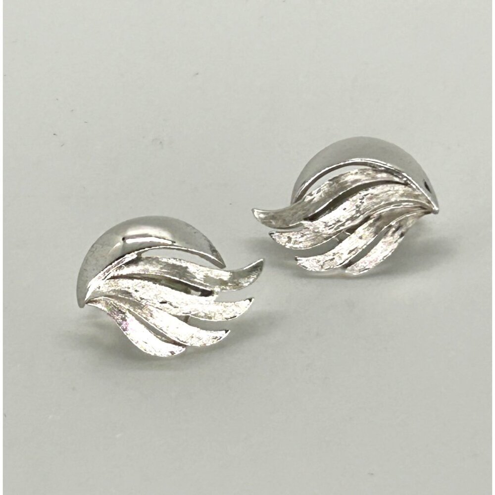 Trifari Vintage Clip-On Earrings Silver-Tone Etched Wave Pattern MCM Design